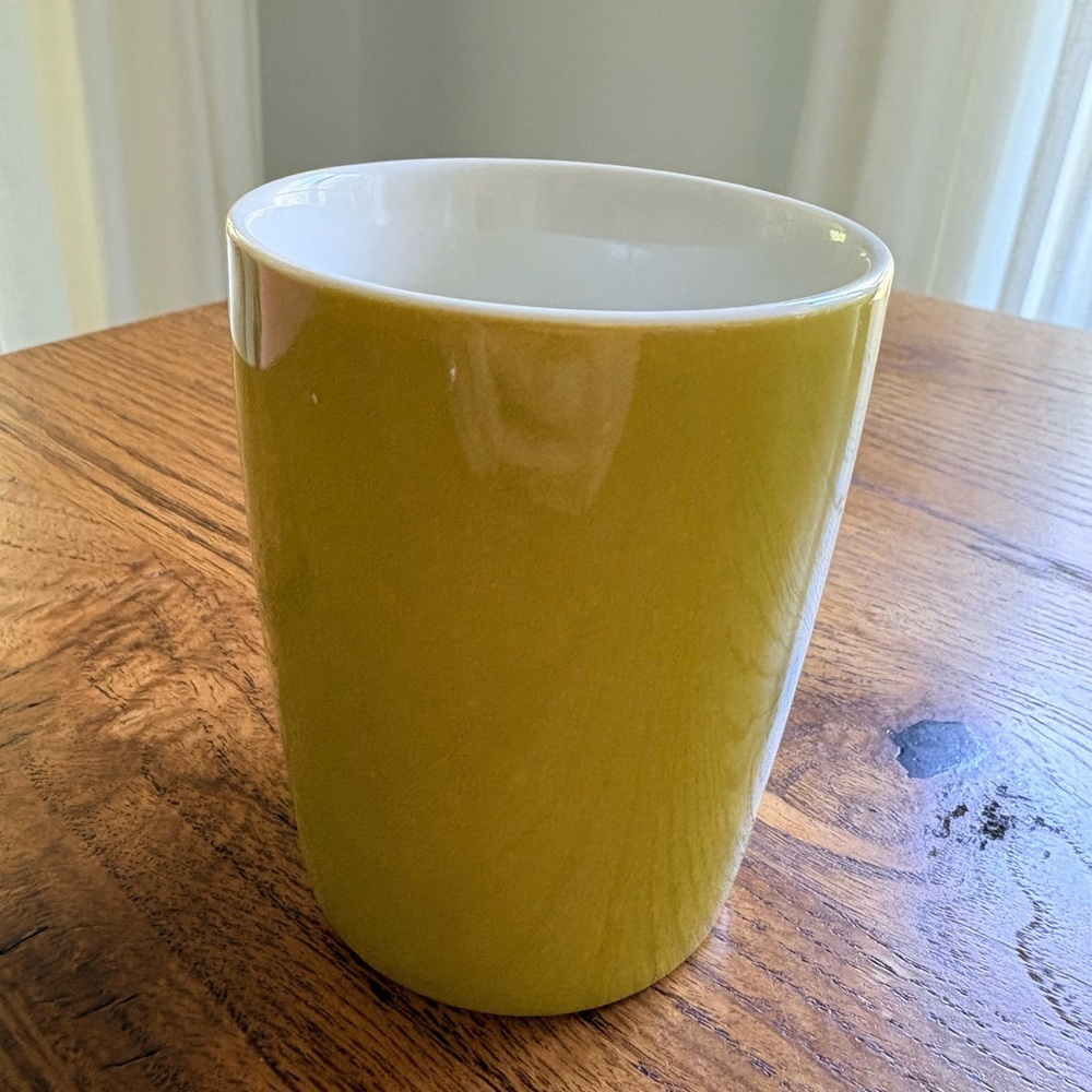 2021 Starbucks Lime Green Logo Mug- 10 ozs. - Picture 3 of 14
